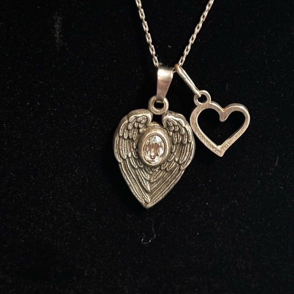 ALEX AND ANI Guardian Angel
Expandable Necklace and sterling pendant - Picture 6 of 16